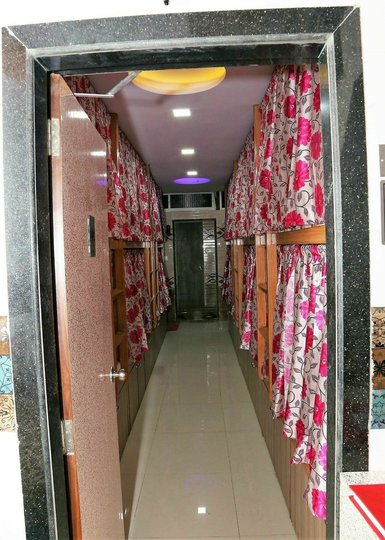 Delta Dormitory Mumbai Exterior foto